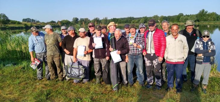 Towarzyskie zawody nocne metodą dowolną – Radzanów